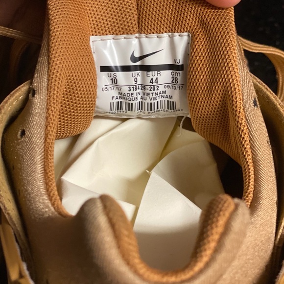 SOLD - Picture 6 of 7